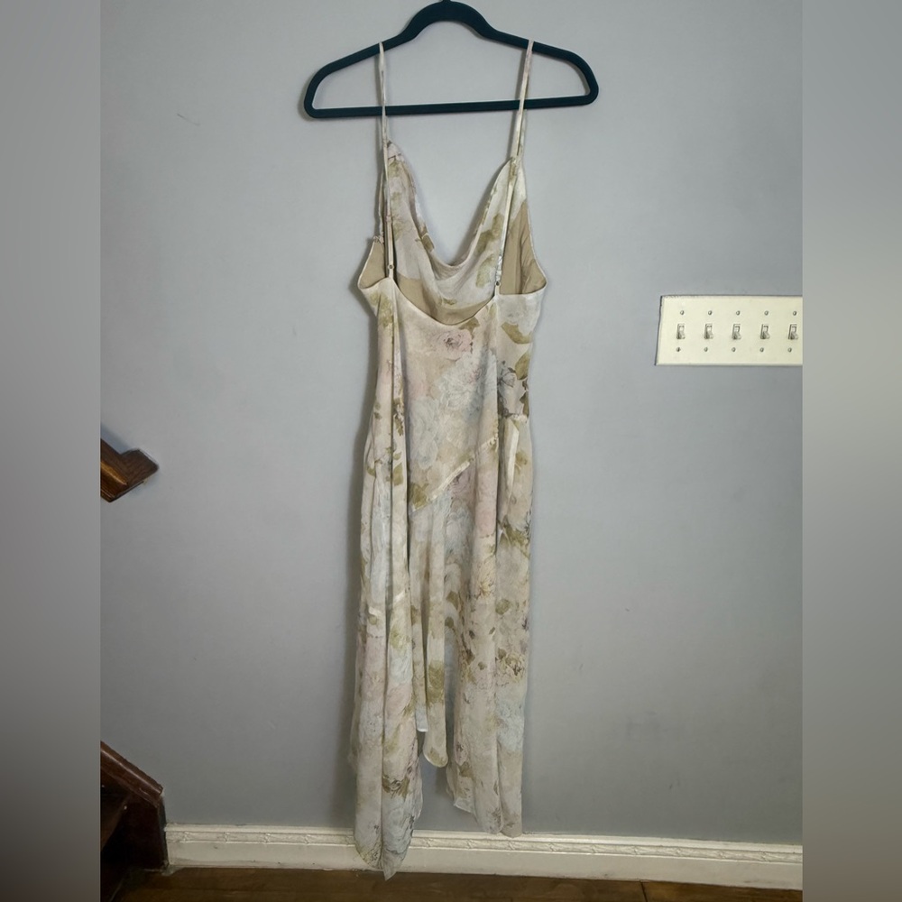 WAYF soft color light-weight flower printed dress size L - Picture 5 of 11